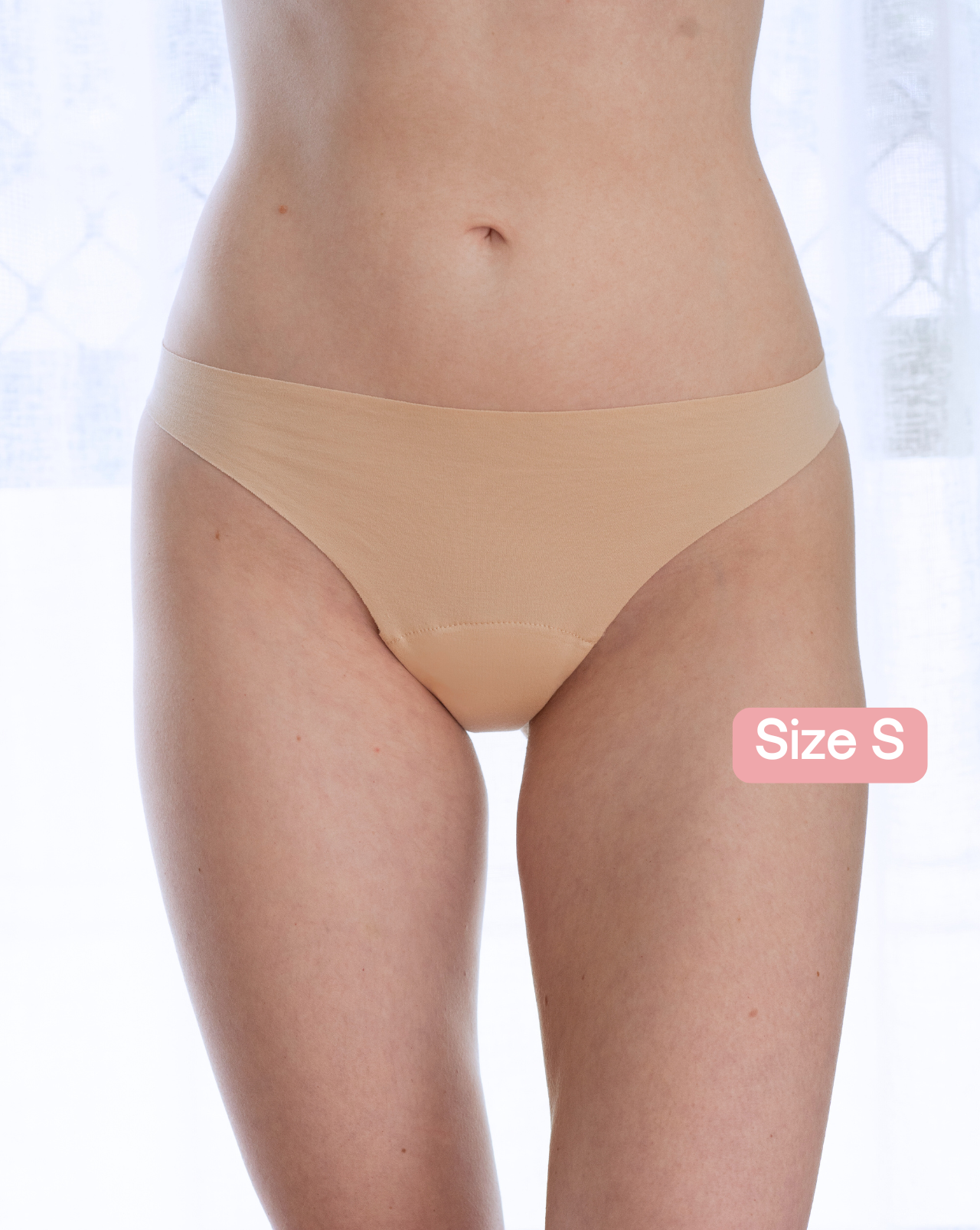 Lite Fredgies close up on model in beige